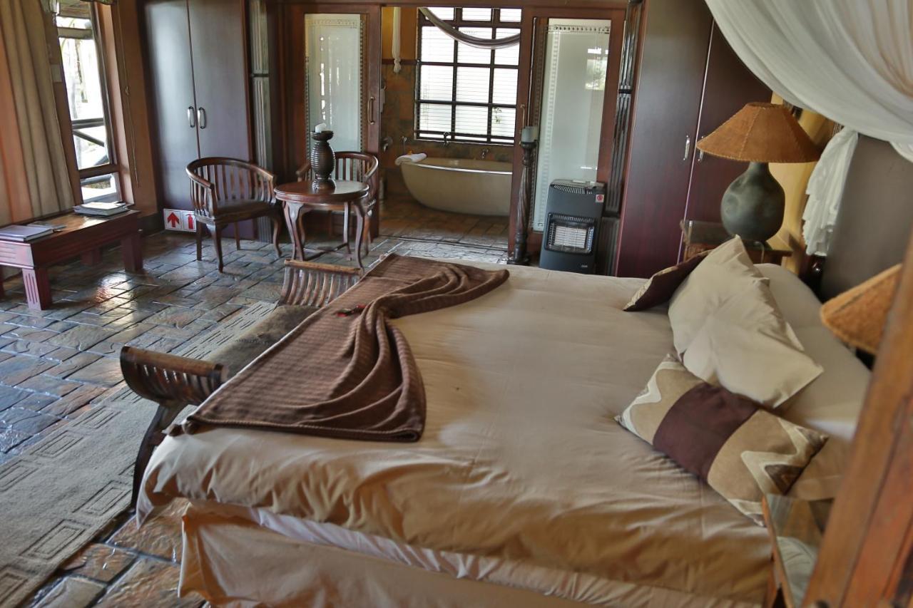 Waterside Lodge Wildernis Buitenkant foto